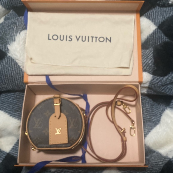 Louis Vuitton Mini Boite Chapeau - Picture 2 of 16